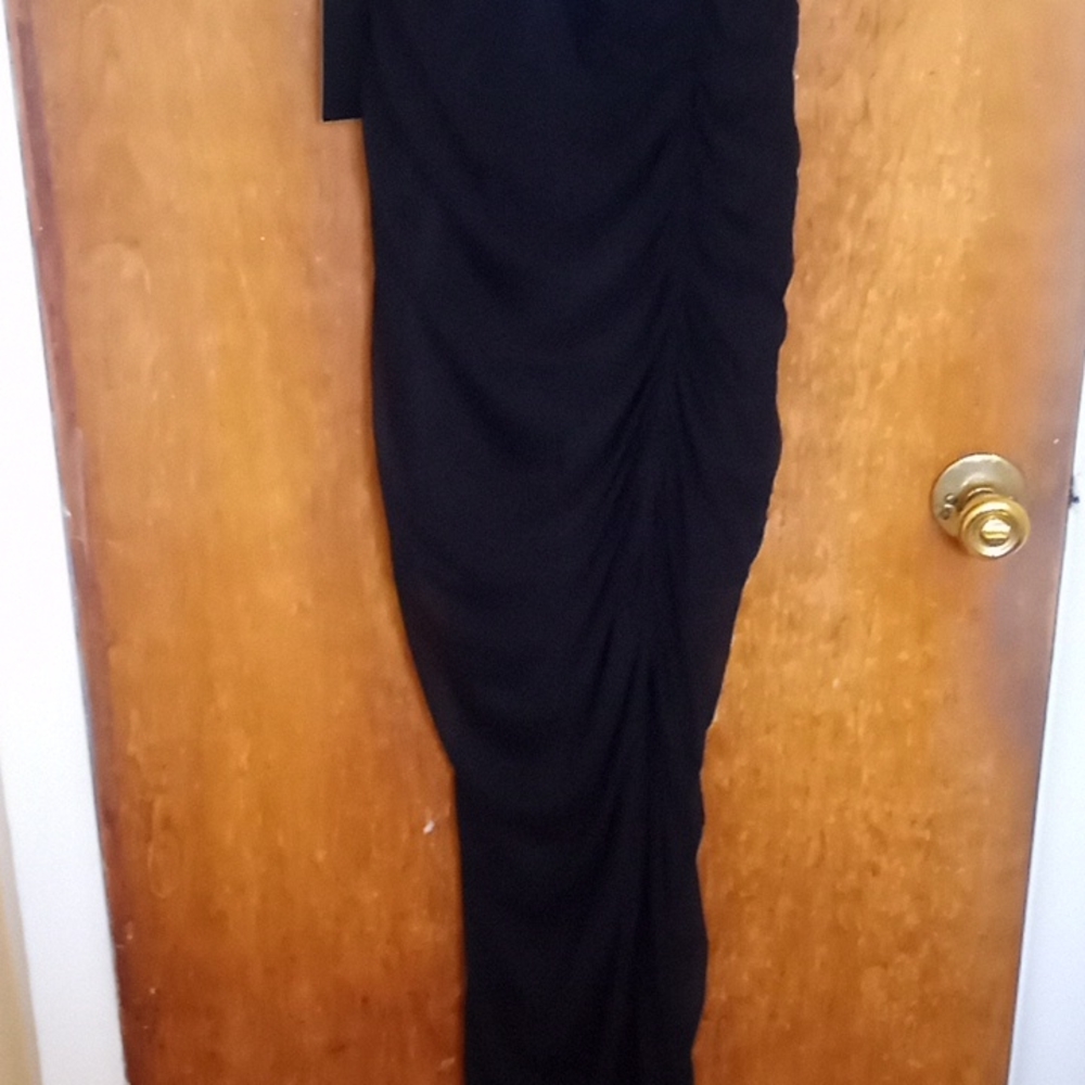 Dress - Picture 2 of 4